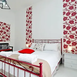  Apartment Charming Antonia 300 Mt From Colosseum