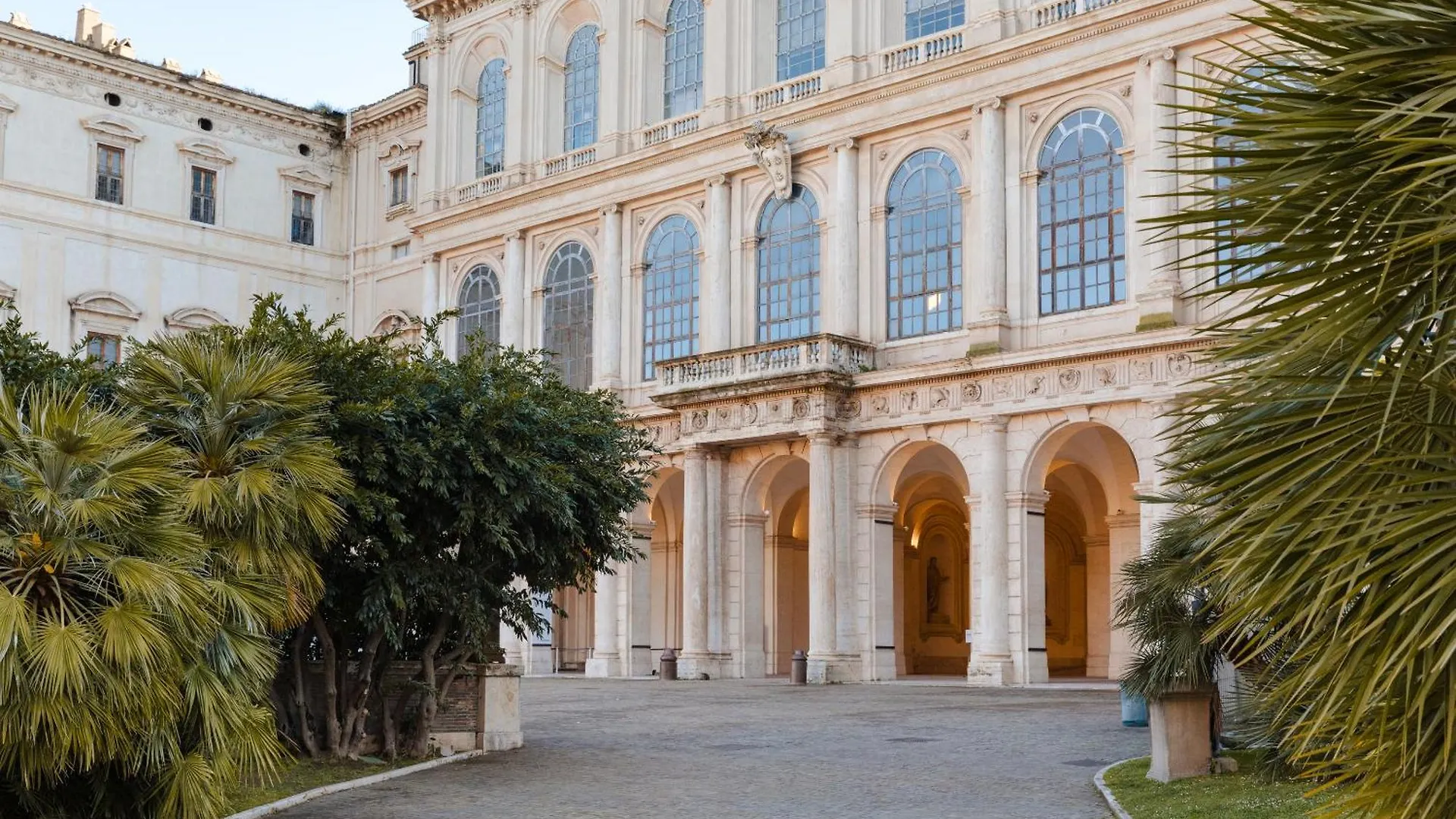 Sonder Barberini Aparthotel Rome Italy
